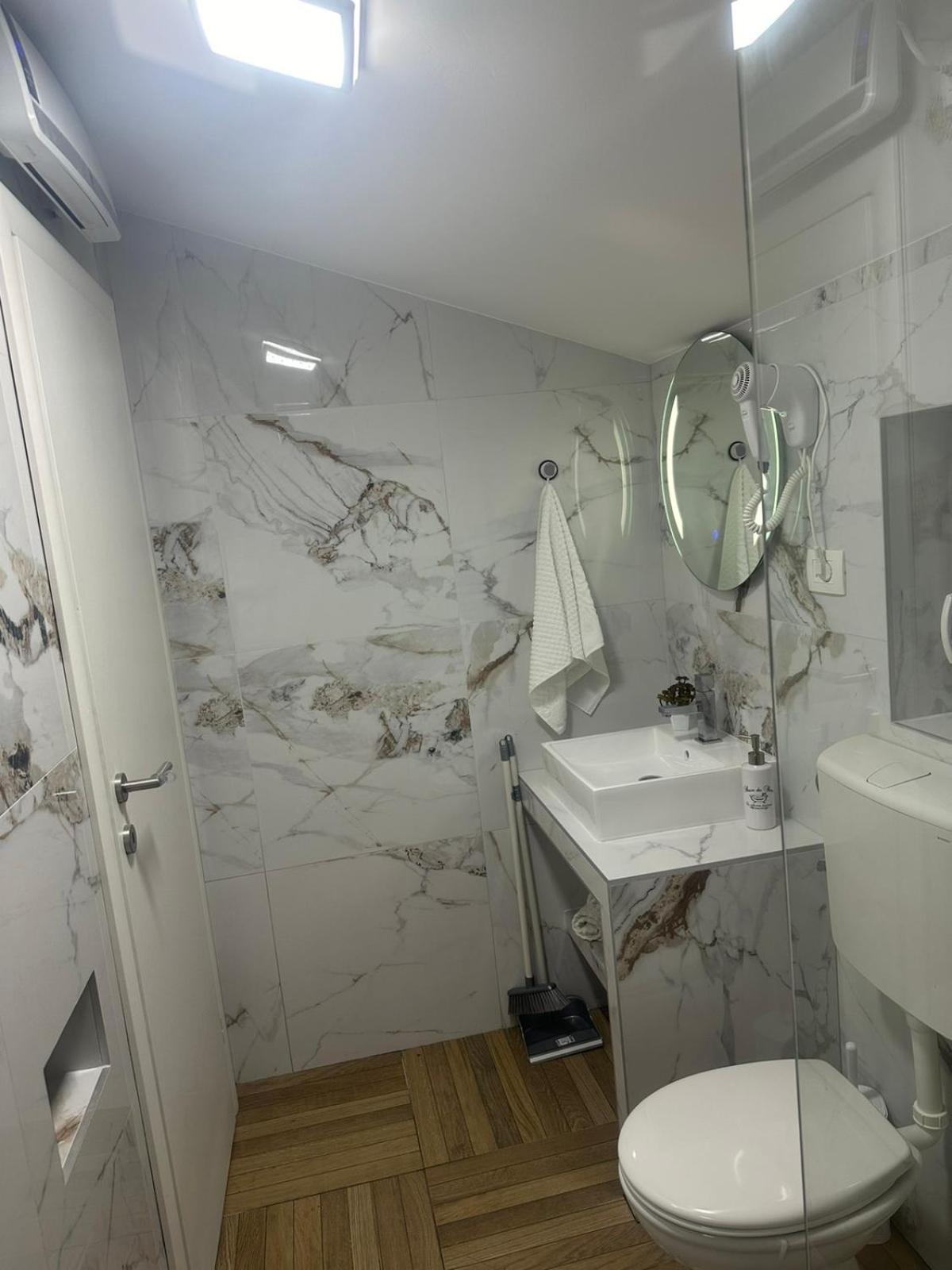 Apartmani Emily & Jully Nikšić Kültér fotó