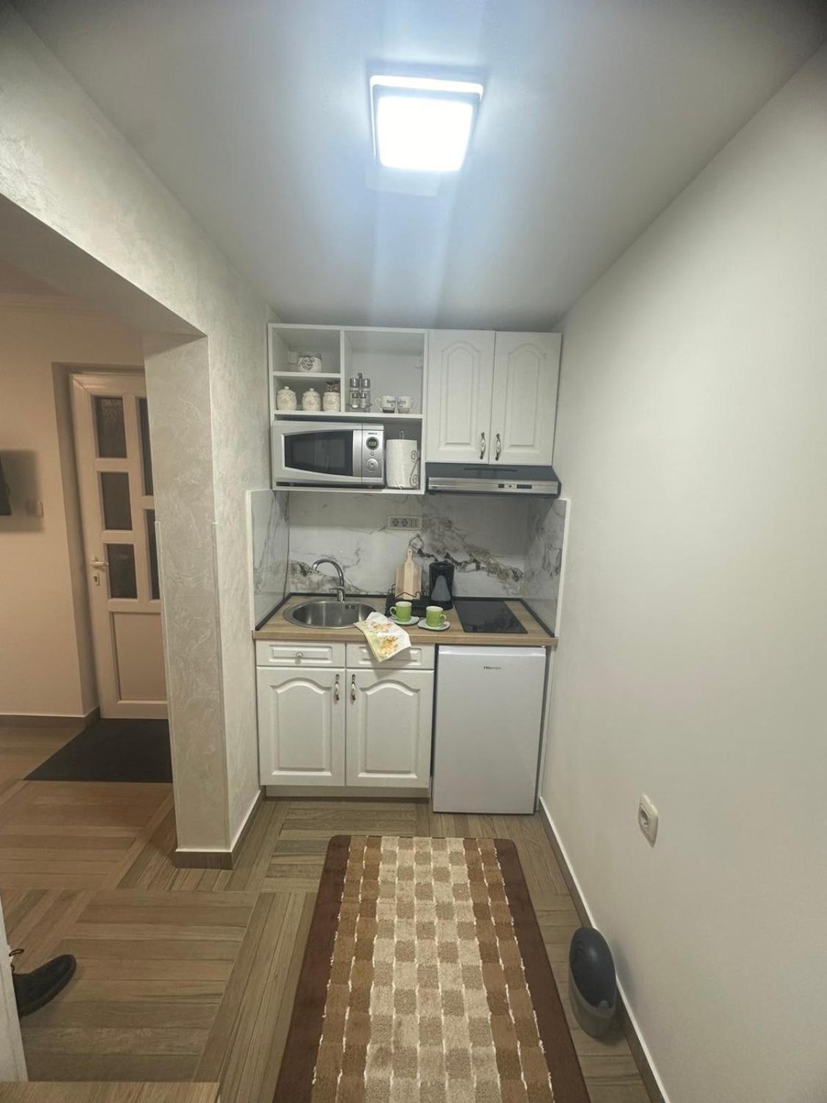 Apartmani Emily & Jully Nikšić Kültér fotó
